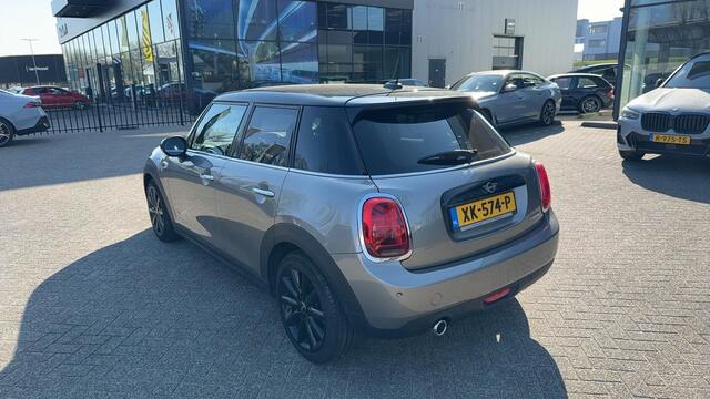 Mini COOPER 5-deurs Chili | Leder | Automaat | Harman Kardon | Stoelverwarming | Head-Up | Yours interior | Camera