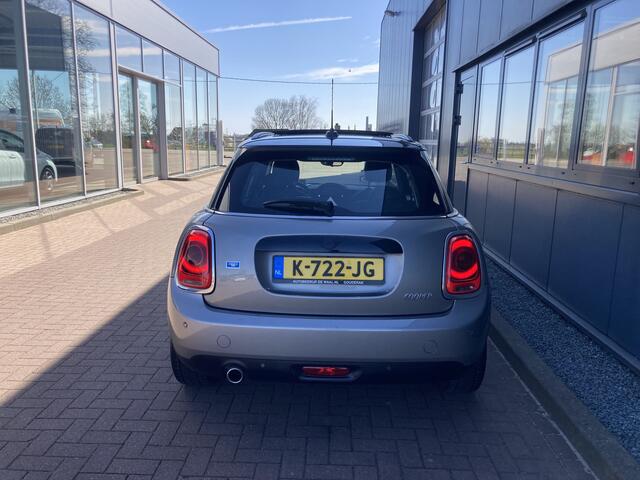 Mini COOPER Mini 1.5 136pk Business Edition SCHUIFDAK/HARMANKARDONHUD/17INCH/STOELVERWARMING