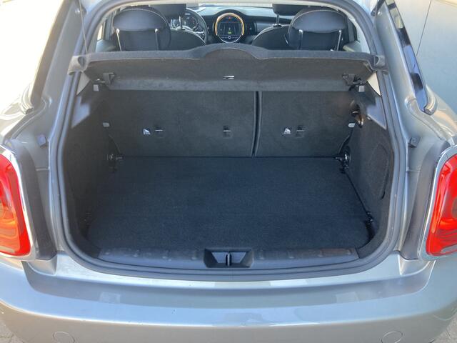 Mini COOPER Mini 1.5 136pk Business Edition SCHUIFDAK/HARMANKARDONHUD/17INCH/STOELVERWARMING
