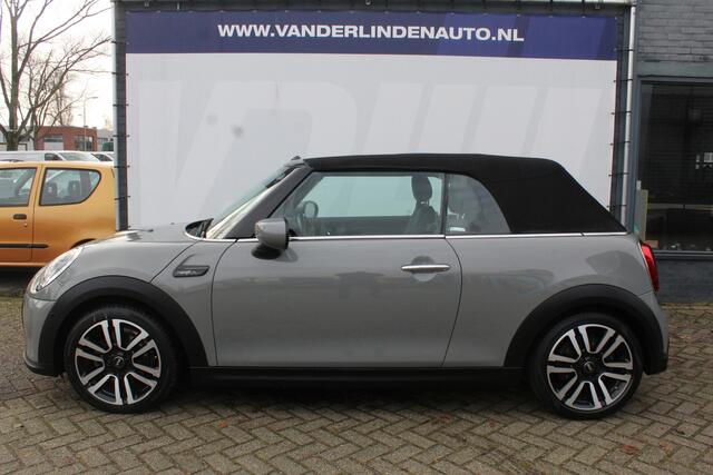 Mini COOPER Mini Cabrio 1.5 Camden Navigatie | Half leer | 17 inch velgen