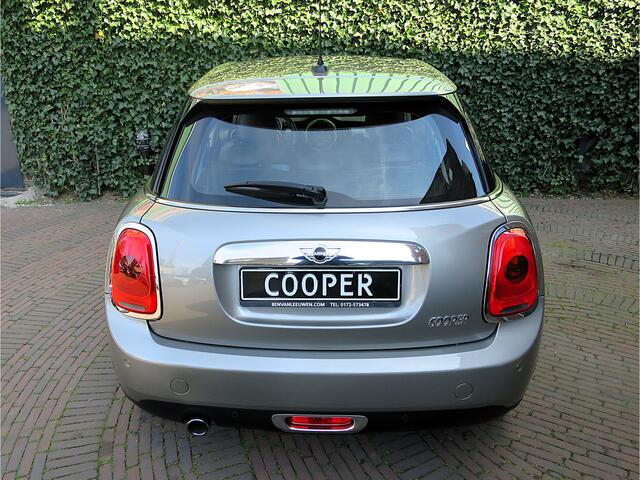 Mini COOPER 1.5 Salt F55 5-drs automaat met Leder, Keyless, Navi, PDC en 16"