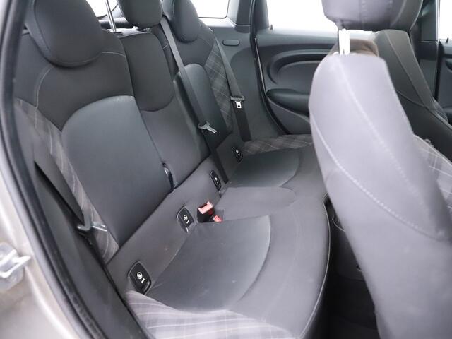 Mini COOPER Mini 1.5 Chili Business km 85.147 Bj 2016 Dealer onderhouden !!