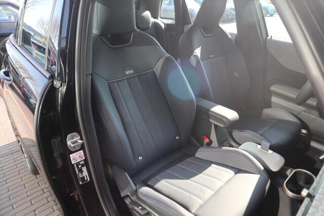 Mini COOPER 5-deurs C / Favoured Trim + Pakket S