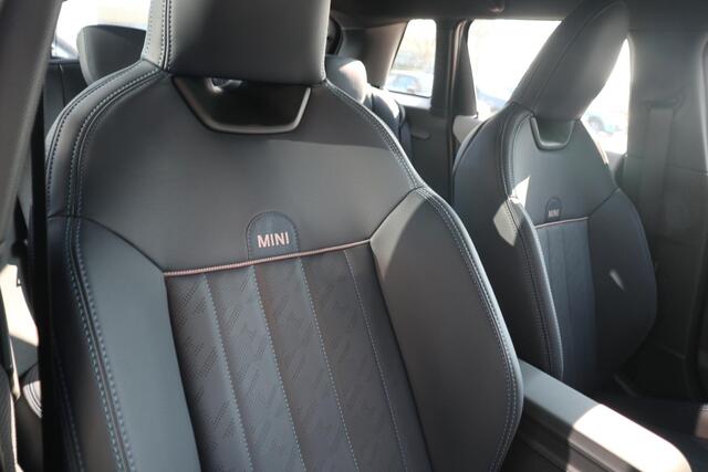 Mini COOPER 5-deurs C / Favoured Trim + Pakket S