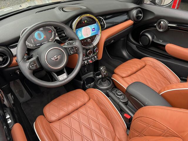 Mini COOPER Mini Cabrio 1.5 MINI Yours AUT. CARPLAY / LEDER / CAMERA