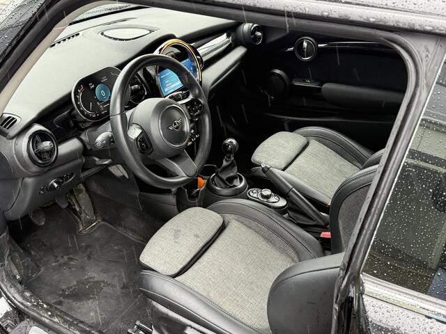 Mini COOPER One 1.5 Business Edition | NIEUW MODEL | Parkeerhulp | 1e eig | Dealer Onderhouden