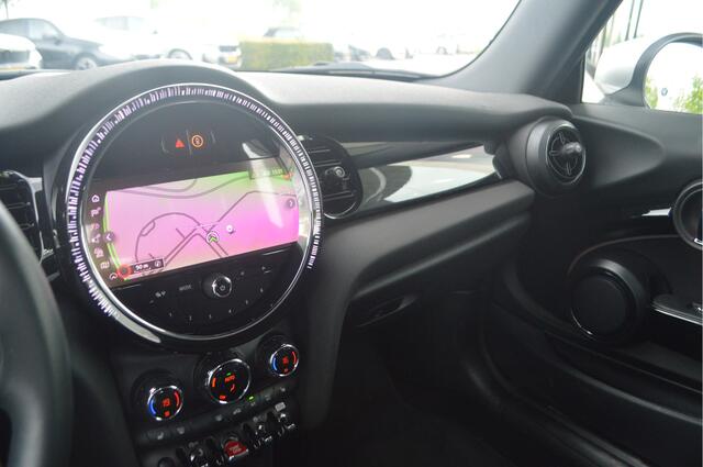 Mini COOPER Cabrio Automaat / LED / Comfort Access / Stoelverwarming / Cruise Control / Driving Assistant