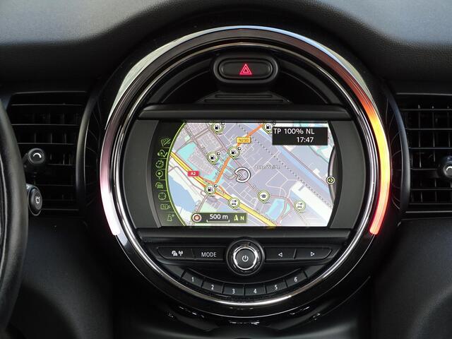 Mini COOPER 5D 1.5/ LED VERLICHTING/ SFEERVERLICHTING