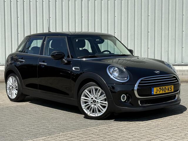 Mini COOPER Mini 1.5 Chili / Dealer onderhouden / Origineel Nederlandse auto / 1e Eigenaar / Lederen bekleding / Keyless Start / Climate Control / Cruise Control /