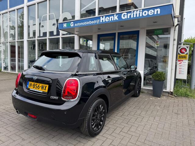 Mini COOPER 1.5 Cooper Pepper 5-Deurs I Automaat I Navigatie I Led I Climate
