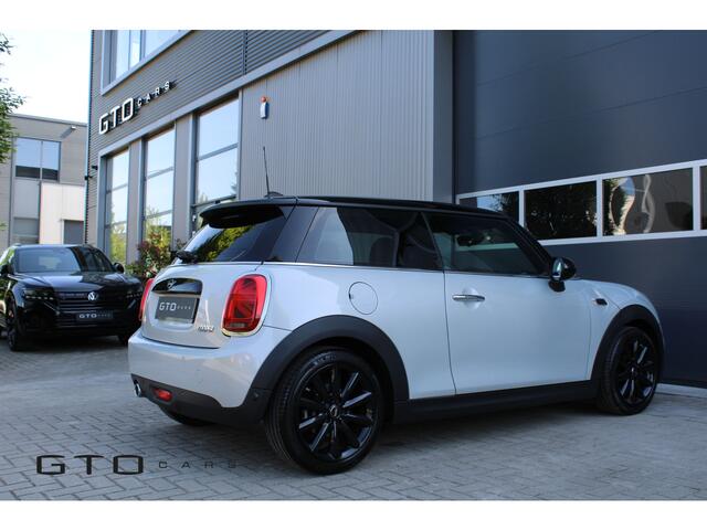 Mini COOPER Mini 1.5 Chili PDC / Aut. Airco / Black Pack / nieuwe service
