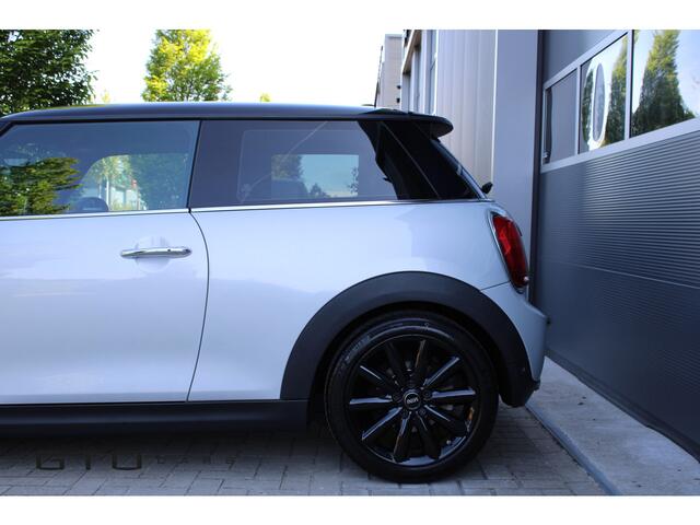 Mini COOPER Mini 1.5 Chili PDC / Aut. Airco / Black Pack / nieuwe service