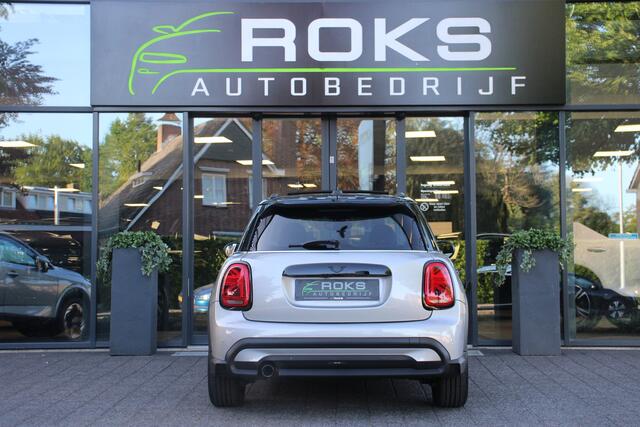 Mini COOPER Mini 1.5 Classic Premium BlackOptic 5drs Navi/Camera/Keyless/LederSp./Panoramadak