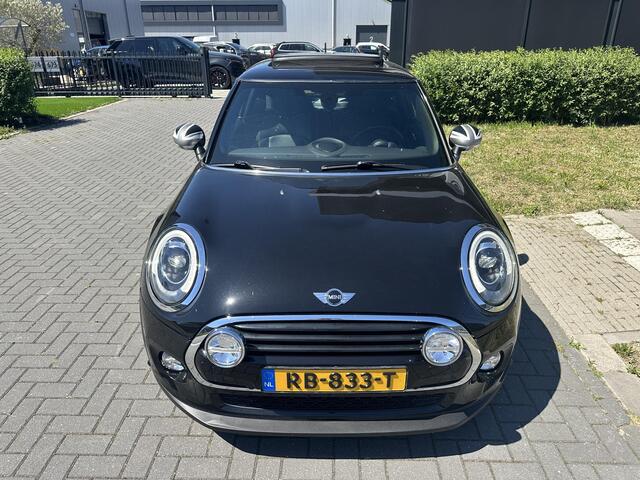 Mini COOPER 1.5 Chili Business Pano, Leder, Navi, LED, ECC