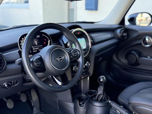 Mini COOPER Mini 1.5 Chili | XENON | CARPLAY | NAVI | KEYLESS | 1e EIGENAAR | NL AUTO