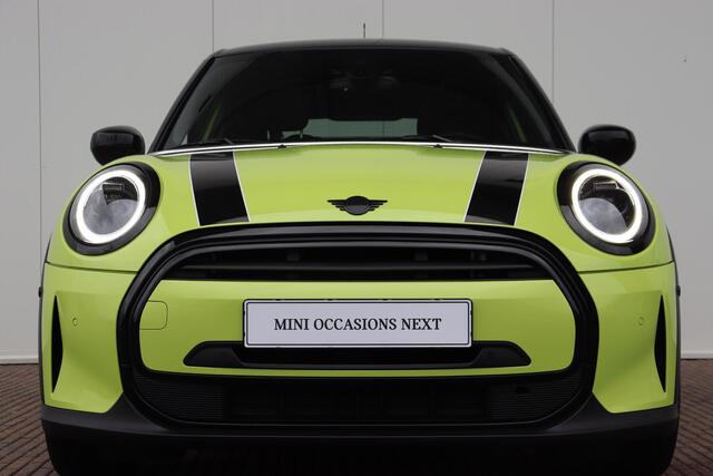 Mini COOPER Mini 1.5 Camden Edition Stuurwiel verwarming/ Comfort Access/ Achteruitrijcamera/ panoramadak/ Sportstoelen/ Stoelverwarming