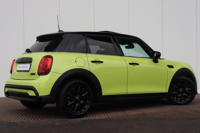 Mini COOPER Mini 1.5 Camden Edition Stuurwiel verwarming/ Comfort Access/ Achteruitrijcamera/ panoramadak/ Sportstoelen/ Stoelverwarming