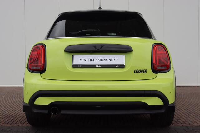 Mini COOPER Mini 1.5 Camden Edition Stuurwiel verwarming/ Comfort Access/ Achteruitrijcamera/ panoramadak/ Sportstoelen/ Stoelverwarming
