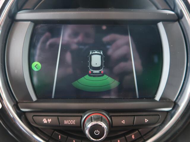 Mini COOPER 1.5 136pk Business Edition 5-drs. SCHUIFDAK/HARMANKARDON/HUD/CARPLAY/STOELVERWARMING