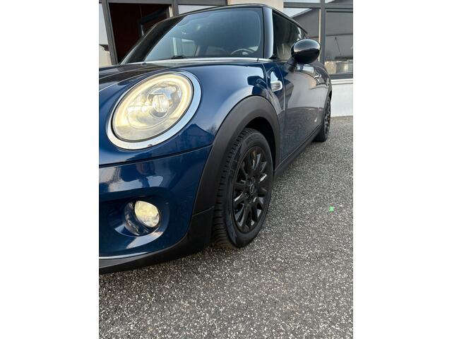 Mini COOPER Mini 1.5 Pepper. Multimedia,LED,stoelverw. Zeer mooi !!