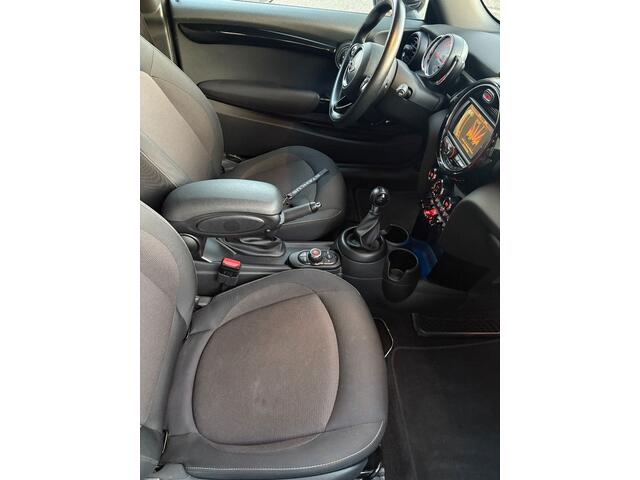 Mini COOPER Mini 1.5 Pepper. Multimedia,LED,stoelverw. Zeer mooi !!