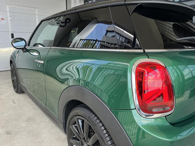 Mini COOPER Mini 1.5 60 Years Edition | AUTOMAAT | HEAD-UP DISPLAY | LEDER | SCHUIF/KANTELDAK | CARPLAY/ANDROID | CAMERA | HARMAN/KARDON | NAVI | CRUISE CONTROL | PDC V+A | CLIMATE CONTROL | LMV 17'' | STOELVERWARMING