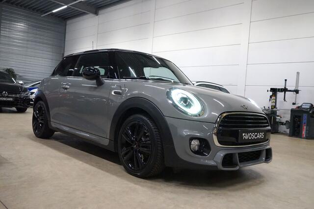 Mini COOPER Mini 1.5 * JCW Pakket - Moonwalk Grey - LED - Navi - 17" - Stoelverwarming - JCW Stoelen *