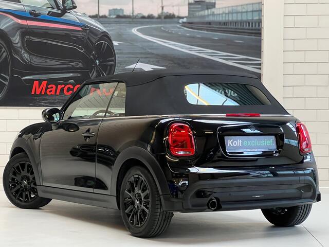 Mini COOPER Mini Cabrio 1.5 Turbo 136 PK / Airco / Navigatie / Apple Carplay / Leder Sport Int / LED / DAB /16" Victory Spoke Velgen / Always Open Timer / 1e Eigenaar!