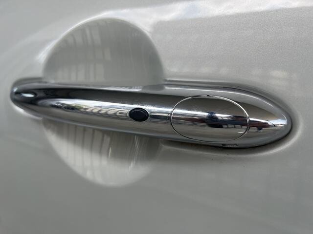 Mini COOPER Mini Cabrio 1.5 Pepper Serious Business | AUTOMAAT | HARMAN/KARDON | NAVI | CRUISE CONTROL | PDC V+A | CLIMATE CONTROL | LMV JCW 17'' | STOELVERWARMING | KEYLESS | LED | BLUETOOTH