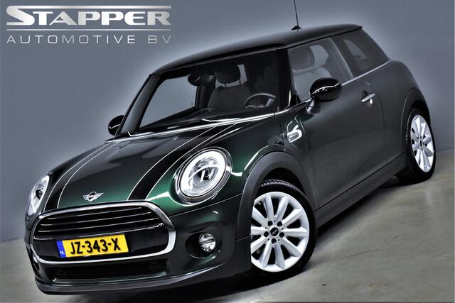 Mini COOPER Mini 1.5 136pk Serious Business Org.NL Sportstoelen/H.Leer/Camera/Keyless/Cruise/Navi/Led/Lmv17''