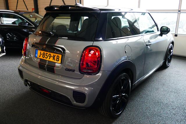 Mini COOPER Mini 1.5 Dalston Edition JCW. Navi, Led Koplampen, StoelVerw, 17"LMV