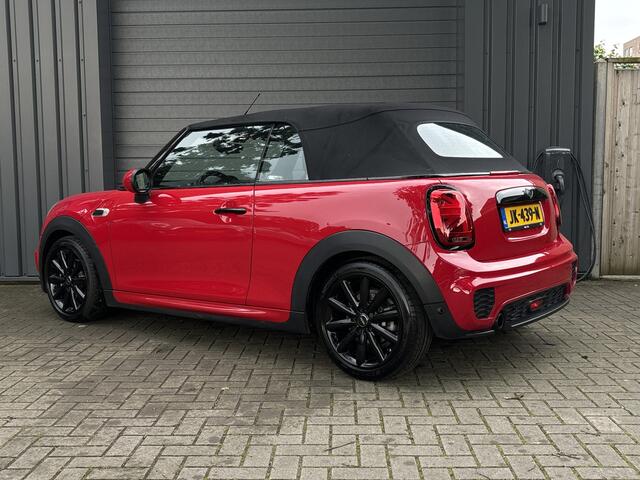 Mini COOPER Mini Cabrio 1.5 Chili Business - JCW Pack - Black Pack - Navi - Nederlandse auto -