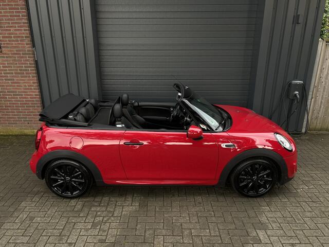 Mini COOPER Mini Cabrio 1.5 Chili Business - JCW Pack - Black Pack - Navi - Nederlandse auto -