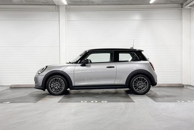 Mini COOPER 3-deurs C | Classic Uitvoering | Pakket S | 17" U-Spoke Grey