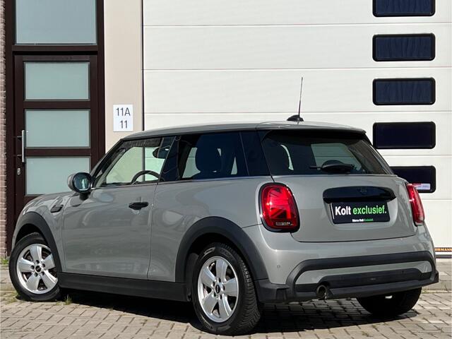 Mini COOPER Mini 1.5 Essential Trim Turbo 136 PK / Airco / Navigatie / Apple CarPlay / 15"LM Velgen / Park Sensors / DAB / LED / 1e Eigenaar!