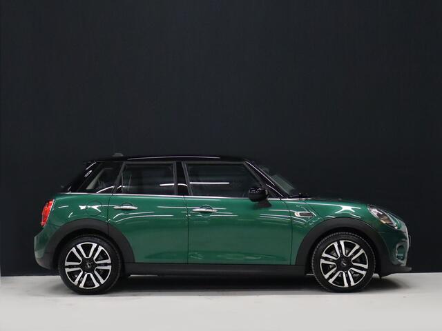 Mini COOPER Mini 1.5 Pepper [APPLE CARPLAY, SFEERVERLICHTING, CRUISE CONTROL, CLIMATE CONTROL, KEYLESS START, NAVIGATIE, NIEUWSTAAT]