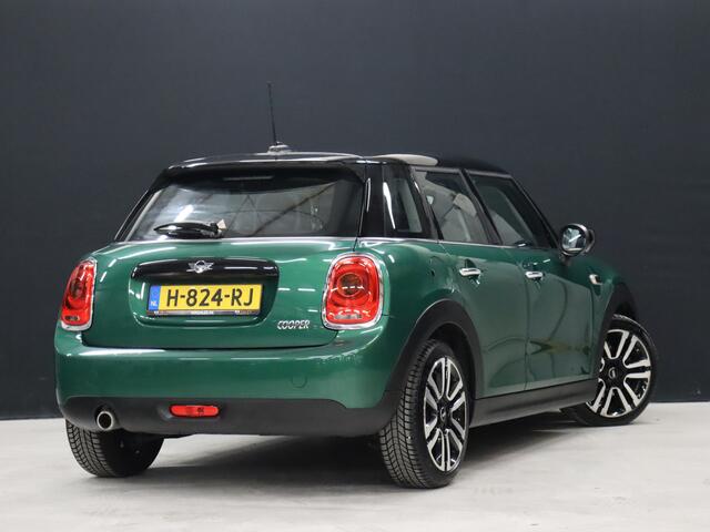 Mini COOPER Mini 1.5 Pepper [APPLE CARPLAY, SFEERVERLICHTING, CRUISE CONTROL, CLIMATE CONTROL, KEYLESS START, NAVIGATIE, NIEUWSTAAT]