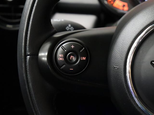 Mini COOPER Mini 1.5 Pepper [APPLE CARPLAY, SFEERVERLICHTING, CRUISE CONTROL, CLIMATE CONTROL, KEYLESS START, NAVIGATIE, NIEUWSTAAT]