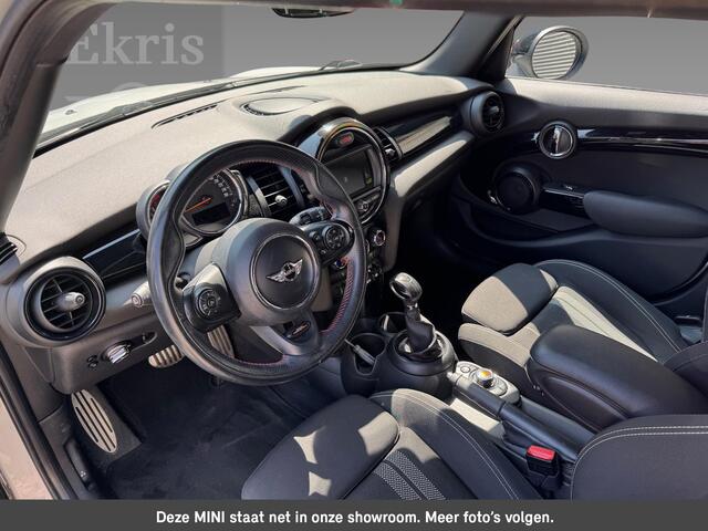 Mini COOPER 5-deurs C John Cooper Works Interieur Pakket | Serious Business | Glazen panoramadak | Hemelbekleding Anthrazit | 2-zone aut.airconditioning