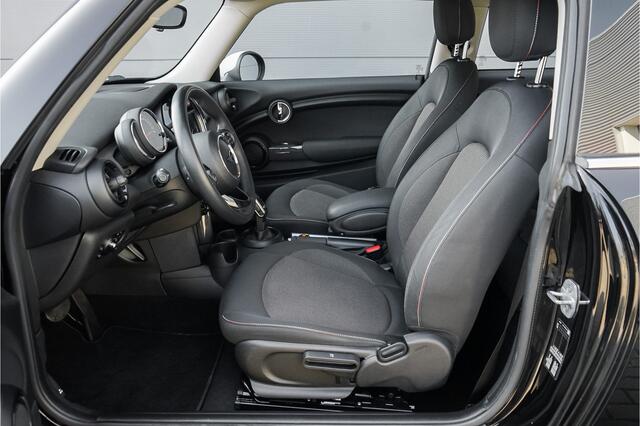 Mini COOPER Mini 1.5 136PK Navi Cruise CarPlay 18"
