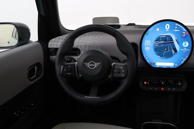Mini COOPER 1.5 157 PK Aut. Cooper C Favoured NW-Model Pano-dak Camera Head-up Display