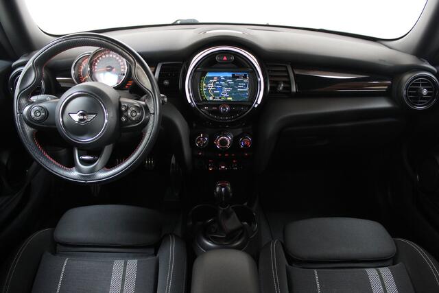 Mini COOPER Mini 1.5 Business | NL-Auto | 53DKM! | JCW Velgen + Stuurwiel