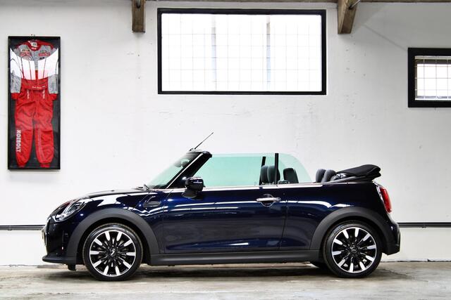 Mini COOPER Mini Cabrio 1.5 MINI Yours | Apple Carplay | Verwarmd stuurwiel | LED | NL auto | 1e eigenaar |
