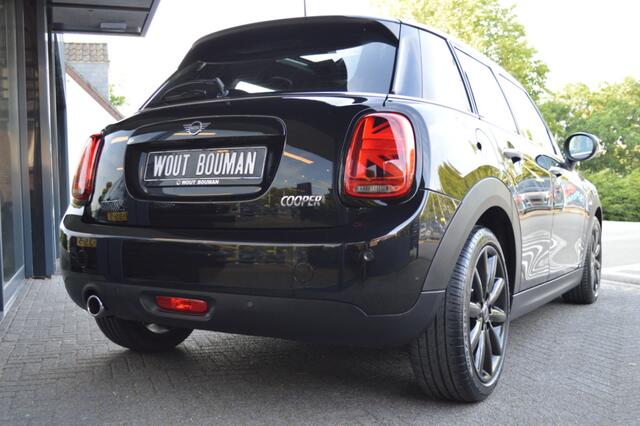 Mini COOPER 1.5 Aut. Led Panorama Leder Harman Kardon CarPlay Pdc