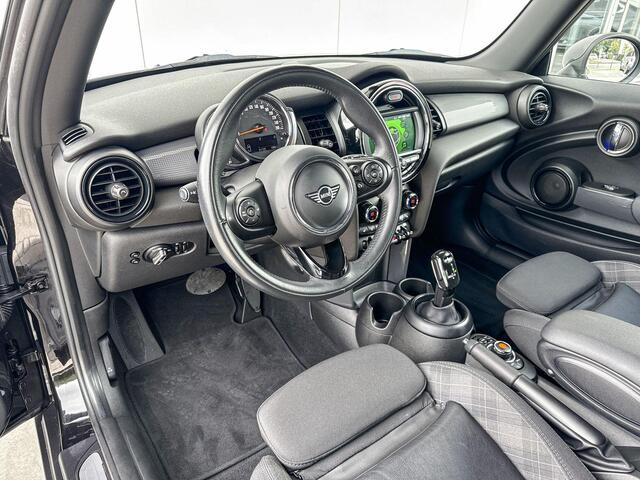 Mini COOPER 3-deurs Chili 16 Inch / Comfort Acces / Stoelverwarming / Navi / Led Koplampen / Apple Car Play