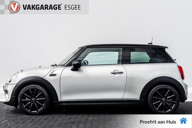 Mini COOPER 1.5 136 PK Cooper Chili Serious Business AUTOMAAT RIJKLAAR INCL:GARANTIE. | Panodak | Navigatie | Clima | Cr Control | Sportstoelen | Zwarte LMV |