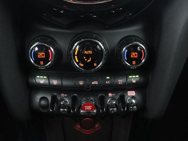 Mini COOPER 1.5 Chili | Stoelverwarming | Carplay | Full LED | Climate control | Half leder | Navigatie | Parkeerhulp | Cruise control | Bluetooth
