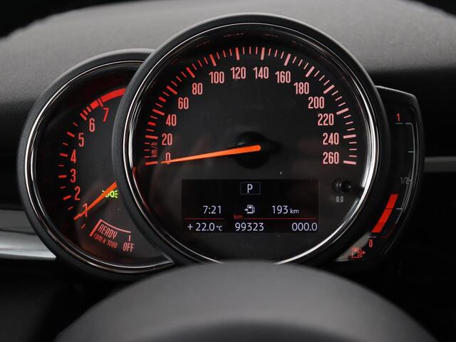 Mini COOPER 1.5 Chili | Stoelverwarming | Carplay | Full LED | Climate control | Half leder | Navigatie | Parkeerhulp | Cruise control | Bluetooth