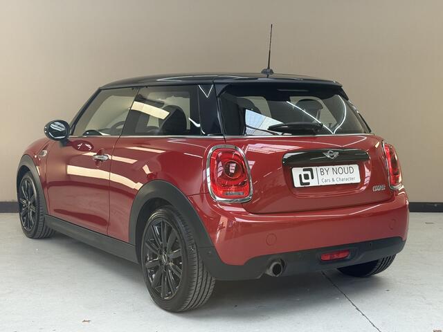 Mini COOPER Mini 1.5 136Pk, 2016, 1ste eigenaar, Dealer onderhouden, LED koplampen, Sportstoelen, Parkeersensoren, Lichtmetalen velgen, Climate control, Sportstoelen,