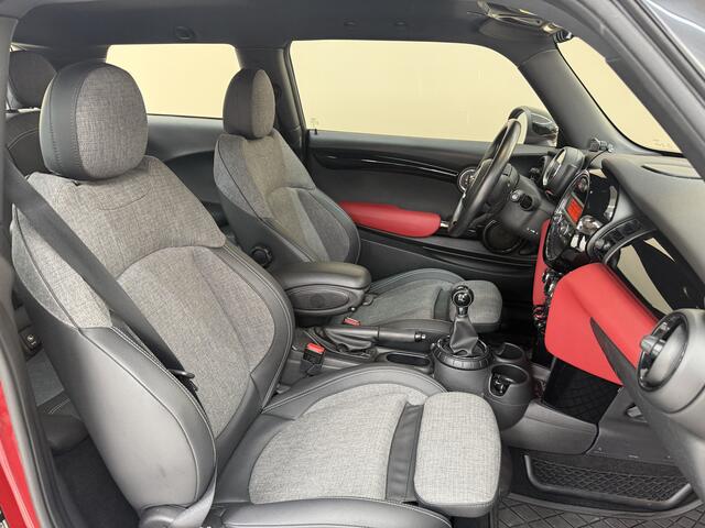 Mini COOPER Mini 1.5 136Pk, 2016, 1ste eigenaar, Dealer onderhouden, LED koplampen, Sportstoelen, Parkeersensoren, Lichtmetalen velgen, Climate control, Sportstoelen,